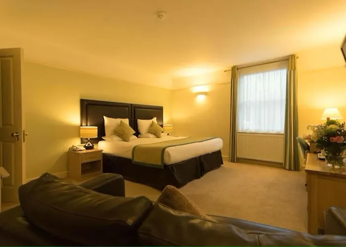 The Limes Hotel